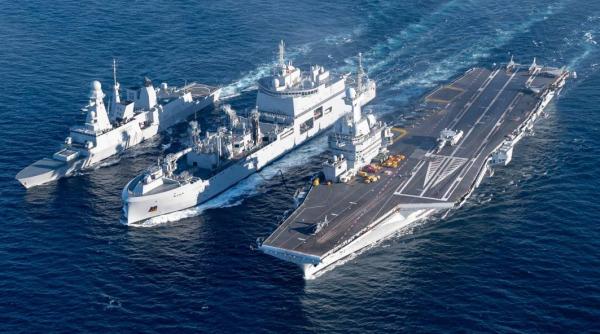 Franța face o demonstrație de forță: Portavionul francez Charles de Gaulle a fost desfăşurat în zona indo-pacifică