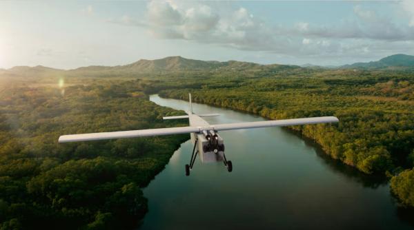 Un nou tip de dronă apare în război. Ucraina lovește la 2.000 km distanță cu un nou UAV kamikaze, iar rușii încearcă să își dea seama ce model este