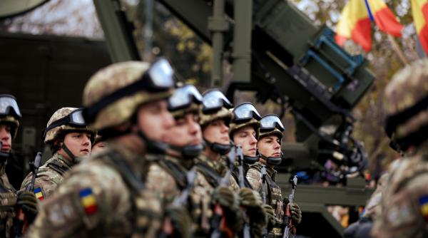 Ministrul Angel Tîlvăr: Nu s-a luat în calcul revenirea la armata obligatorie. România nu va trimite efective în Ucraina