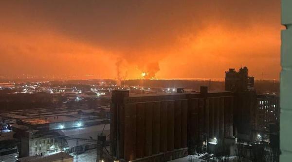 Incendiu la un depozit de petrol din Briansk, ca urmare a unui atac cu drone ucrainene