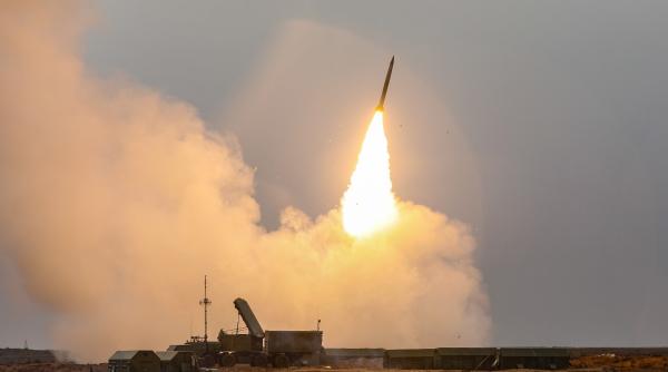 Rusia transferă focoase nucleare în coasta Aliaților în timp ce Lukașenko se umflă în pene amenințând Europa și pe „dușmanii lui”