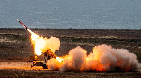 România a operaționalizat al treilea sistem PATRIOT. Bateria a efectuat cu succes trageri reale efectuate de Armata română