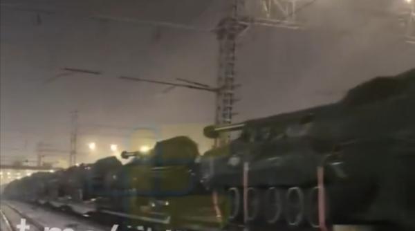 Rusia, reaprovizionată cu armament greu din Koreea de Nord (Video): Un nou transport de artilerie nord-coreeană a fost trimis armatei ruse