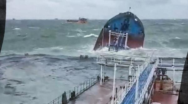 La limita unui dezastru ecologic major în Marea Neagră: Petrolierele rusești reprezintă o amenințare pentru mediu - Rusia folosește nave cu o vechime de peste 50 de ani