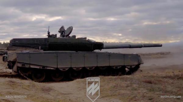 Noul ”hibrid” al ucrainenilor: Mai multe blindate ”FrankensTank” au fost asamblate folosind componente de T-90M și T-80 rusești