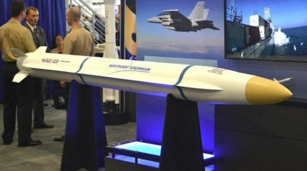 Polonia își înarmează avioanele F-35 cu rachete antiradar de ultimă generație: Prima țară din regiune care cumpără rachete AGM-88G