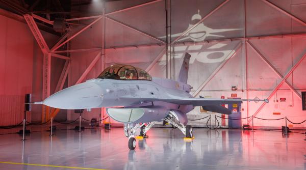 Moment istoric la sud de Dunăre: Primul F-16 Block 70 pentru Bulgaria a fost livrat. Viper, cea mai modernă versiune a F-ului american