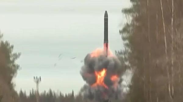 Rusia ar fi încercat să folosească din nou Oreșnik, dar au apărut unele probleme. Poate fi doborâtă racheta ”imposibil de interceptat”?