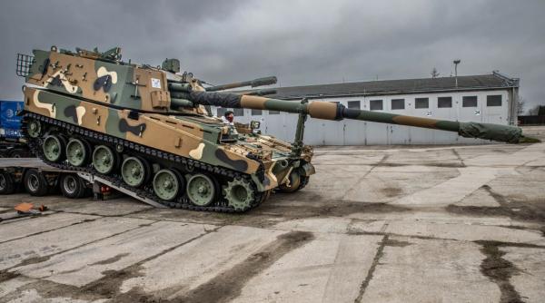 Obuzierele K9 Thunder vor avea un nou motor. România va deține „versiunea românească” a Tunetului, produse într-o fabrică ridicată la noi