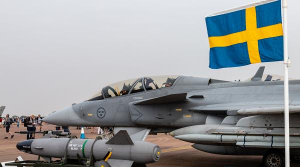 Compania Saab continuă să analizeze posibilitatea furnizării de avioane Gripen către Ucraina - mai întâi second-hand, apoi noi