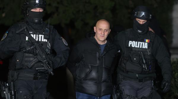Arsenal impresionant ridicat de la Horațiu Potra, mercenarul lui Gerogescu: Pistoale, mitraliere, aruncătoare de grenade. Georgescu are calitatea de suspect