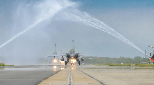 Se va paria pe avioane Rafale? Franța a dezvăluit numărul impresionant de avioane Rafale pe care are capacitatea să-l producă lunar