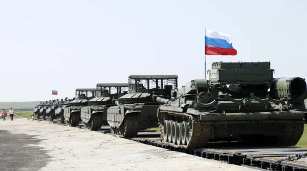 Trump spune că dacă Rusia nu va înceta să „strivească Ucraina pe câmpul de luptă” ia în calcul noi sancțiuni