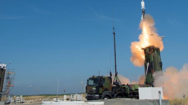 În timp ce experții dezbat care sistem e mai performant SAMP-T european sau Patriot american, Ucraina cere muniție: Presiuni pentru rachete Aster-30?