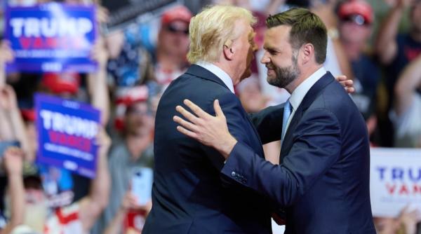 Din Groenlanda, JD Vance critică dur Danemarca și le promite locuitorilor bunăstare și securitate. SUA spun că Rusia și China încearcă să controleze aici rutele navale în Arctica