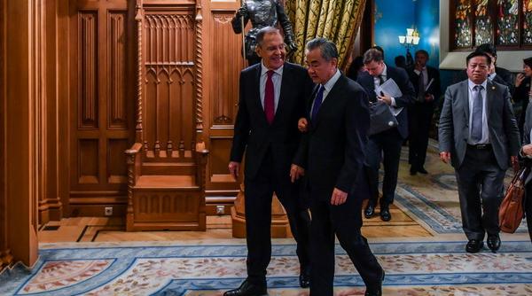 Ministrul chinez a mers în Rusia: „Prieteni pentru totdeauna, niciodată dușmani”