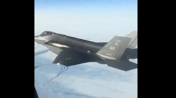 Cum se vede un F-35 din cabina unui Su-35 rusesc (Video). Întâlnire de gradul zero între cel mai puternic avion al SUA și cel mai promovat al Rusiei