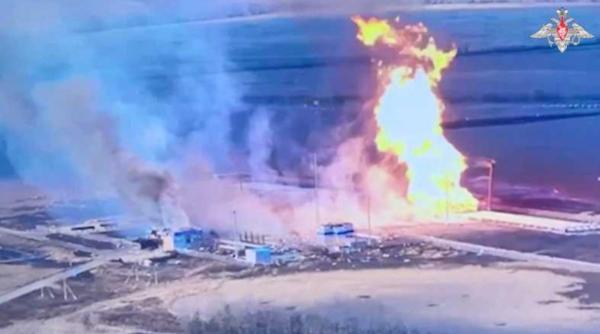 În timp ce bombardează parcuri în Ucraina, Rusia se plânge că Armata ucraineană nu respectă înțelegerea și îi atacă infrastructura energetică