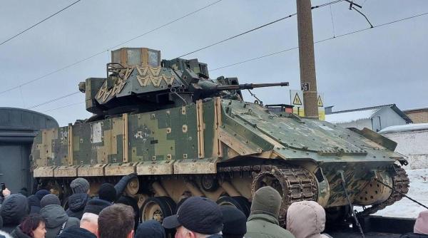 După ce au ,,disecat'' un IFV Bradley, ruşii recunosc că blindatul american este net superior unui BMP-3 rusesc