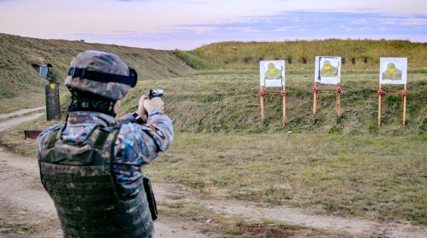 O lege necesară: Militarii români care luptă ca mercenari devin istorie. Rodeanu: Mercenariatul modern e dublă loialitate, propagandă și dezinformare 