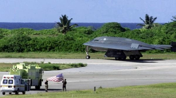 Pentru ce se pregătesc Statele Unite la baza Diego Garcia? Activitatea devine tot mai intensă şi are legătură cu desfăşurarea bombardierelor stealth B-2 Spirit