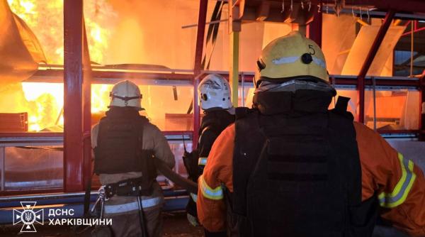 Rușii au executat un nou atac masiv cu drone și rachete asupra Ucrainei, lovind ținte de la Harkov la Șepetovka