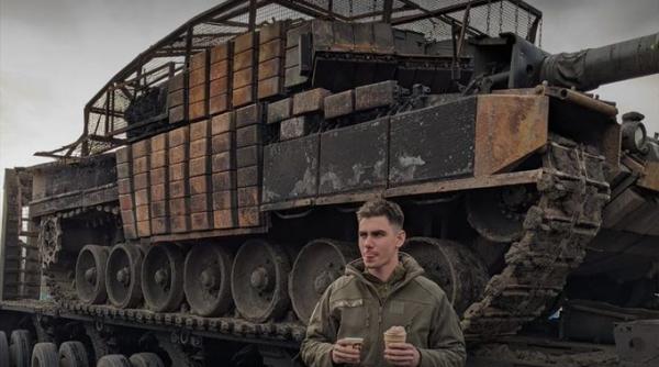 Un tanc Leopard 2A4 a rezista la 10 lovituri cu drone FPV pe frontul din Ucraina, demonstrând superioritatea față de blindatele sovietice