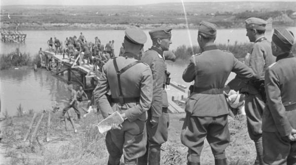Putea România să se oprească la Nistru în 1941? Ziua Victoriei și războiul readus de Rusia în Europa | Istoricul Adrian Niculescu, la Obiectiv EuroAtlnatic