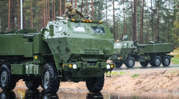 Sistemele HIMARS, în centrul manevrelor militare NATO din Estonia: SUA reafirmă angajamentul pentru apărarea colectivă