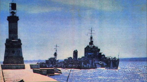 Povestea „Careului de Ași”: Escadrila de distrugătoare a României, de la scufundarea Moscova la evacuarea forțelor române din Crimeea și ce s-a întâmplat cu ea după război