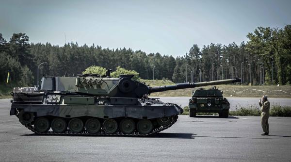 Modernizare inedită: Belgia trimite pentru testare în Ucraina un tanc Leopard 1 cu turelă avansată, gata să răspundă cerinţelor armatei ucrainene