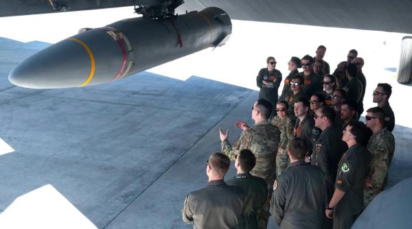 Forțele Aeriene ale SUA vor să resusciteze un program de rachete hipersonice la care doreau să renunţe: Revenirea în forță este alimentată de o realitate geopolitică brutală