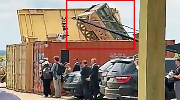 Armata SUA tocmai a dezvăluit un sistem de rachete care ar putea schimba ,,regulile jocului'' pe câmpul de luptă: Lansatorul de rachete ascuns în containere comerciale