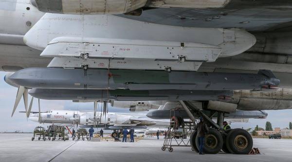 Profitând de mutarea atenției către conflictul din Orientul Mijlociu, rușii au atacat masiv Ucraina cu rachete și drone, pentru a treia oară în ultimele două săptămâni