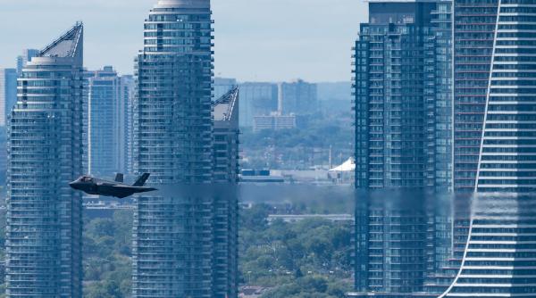 Scrisoarea generalilor: Mai puține F-35 și anularea programului E-7 Wedgetail pot duce la înfrângerea SUA în următorul război. Demers fără precedent în America