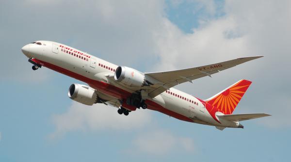 Dezastrul în aer Air India 171: Ce știm sigur până acum e că erau oprite comutatoarele de alimentare ale avionului 787 Dreamliner. Și de aici trei scenarii și speculații