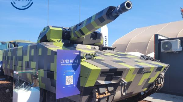 De ce Lynx nu a ajuns încă pe frontul din Ucraina? Mașinile de luptă sunt și în „bătălia pentru România”: Dacă vor câștiga vor forma „triunghiul Lynx” în regiune