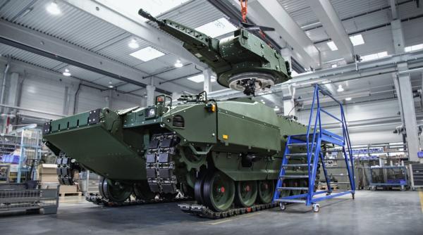 O analiză detaliată a cursei înarmării în contextul războiului din Ucraina: Produce Rusia cu adevărat mai multe arme decât NATO? 