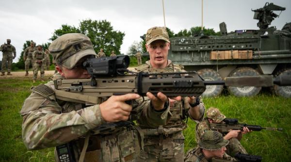 Armata SUA din Europa pregătește sistemul anti-dronă al viitorului: Proiectul Flytrap