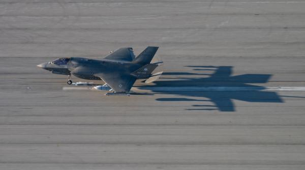România așteaptă F-35, statele europene le înarmează deja cu rachete de ultimă generație JASSM-ER și LRASM. Contract gigant pentru rachete de ultimă generație AGM-158