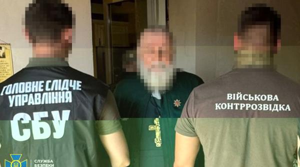 Rusia folosește unele biserici ortodoxe din Ucraina, subordonate Patriarhiei Moscovei, ca pe o unealtă de spionaj: Cazul unui preot cu apucături de mercenar, expus de serviciile ucrainene