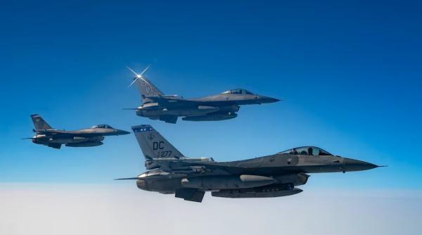 Avioanele rusești țin în priză F-16 americane din Alaska: Al treilea incident într-o săptămână