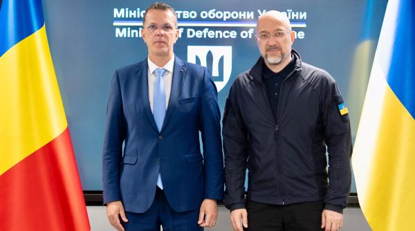 Nu doar reconstrucția Ucrainei, ci și colaborare româno-ucraineană în tehnică militară. Ionuț Moșteanu s-a întâlnit la Kiev cu omologul său