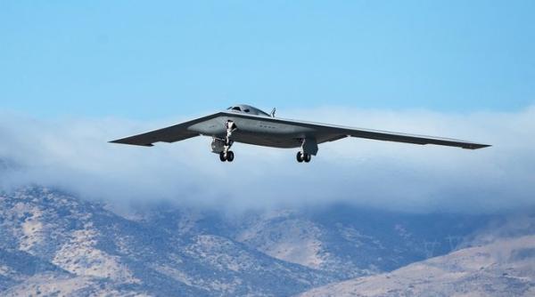 Al doilea bombardier B-21 Raider a decolat. Statele Unite accelerează testele pentru a-și consolida forța aeriană