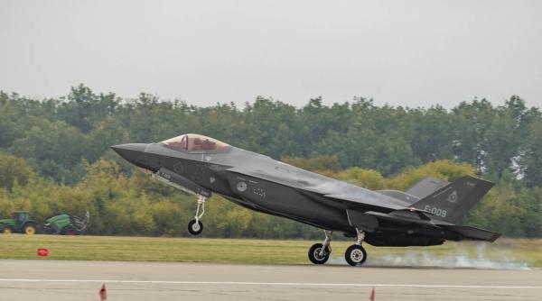 Războiul F-35 vs. Rafale, deghizat în "glume". De ce râd francezii de avioanele belgienilor și cum demontează Bruxellesul narațiunea Parisului