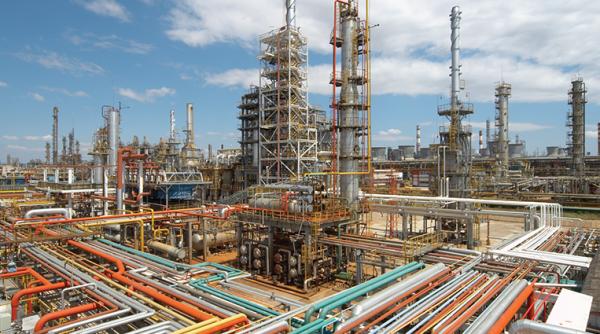 Probleme pentru Lukoil în SUA: Vânzarea activelor, blocată de Departamentul Trezoreriei care a etichetat cumpărătorul Gunvor drept ”marionetă a Kremlinului”