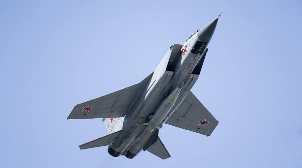 FSB acuză Kievul că a vrut să deturneze un MiG-31 asupra bazei de la Mihail Kogălniceanu pentru a fi doborât de sistemele NATO. De ce povestea e cusută cu ață albă