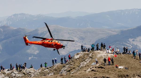 Elicopterele Black Hawk ale României au zburat dublu față de Black Hawk ale Armatei SUA. Cum se „leagă” mentenanța F-16 și Black Hawk