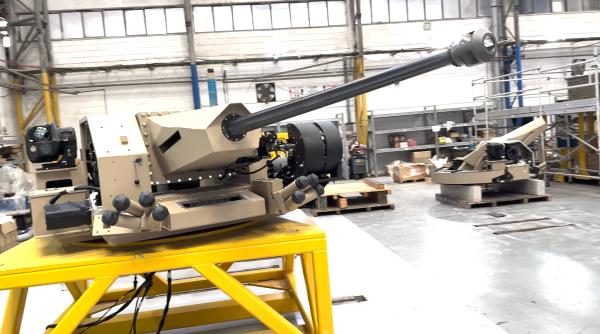 Măcar turelele viitoarelor mașini de luptă să fie produse în România? Turela UT30 MK2 e deja integrată pe Redback, dar poate fi și pe Lynx sau ASCOD