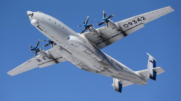 Ultima aeronavă rusă de transport An-22 "Antey" s-a prăbușit astăzi din motive tehnice